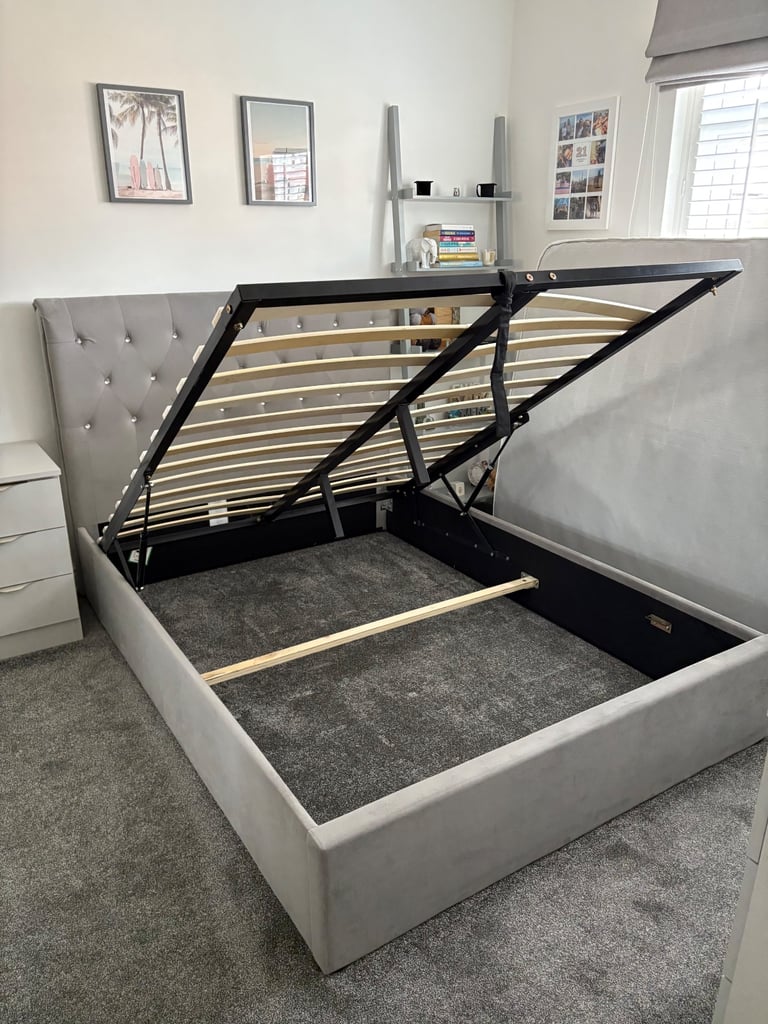 image for Double bed 
