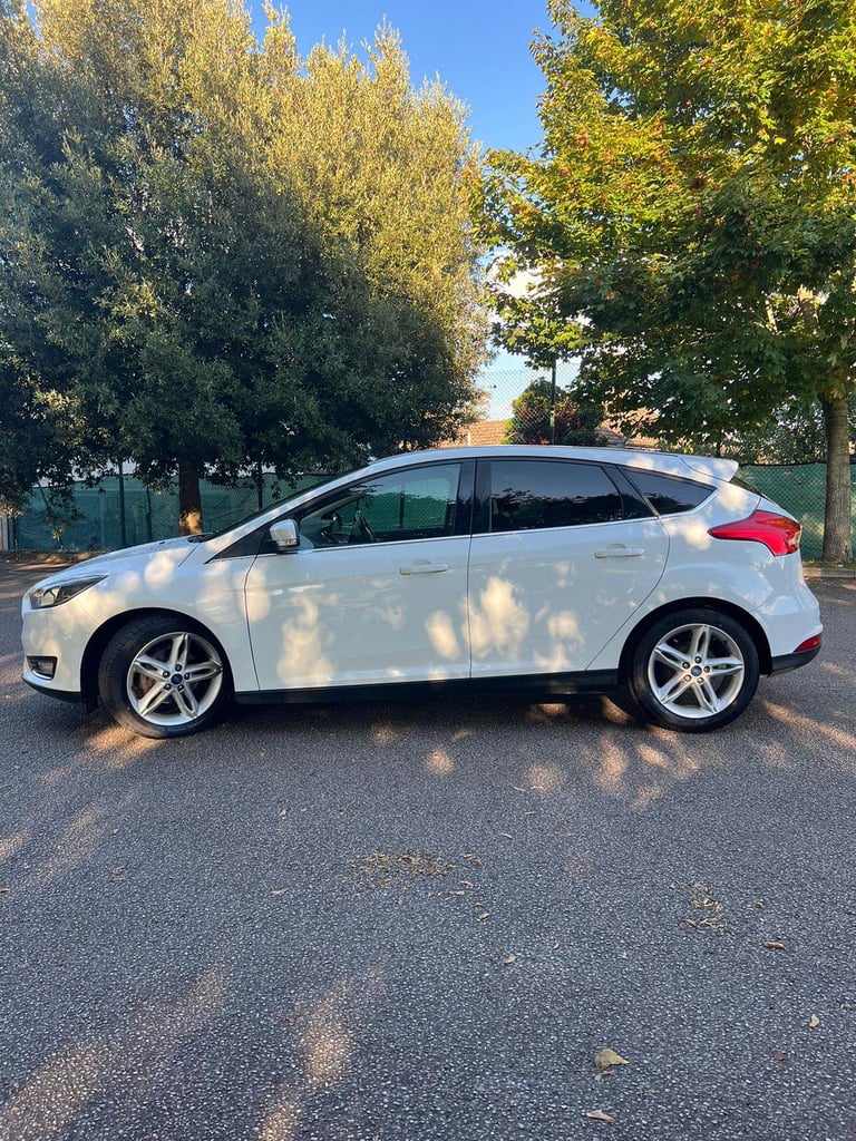 Ford, FOCUS, 2017, Manual, 999 (cc), Titanium,70k Driven, HPI Clear, Full Service History