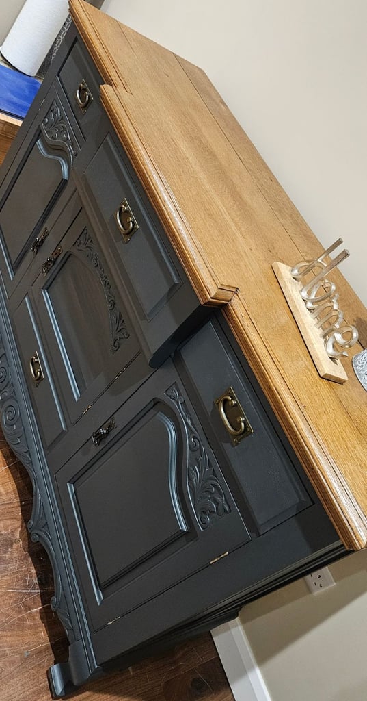 Sideboard