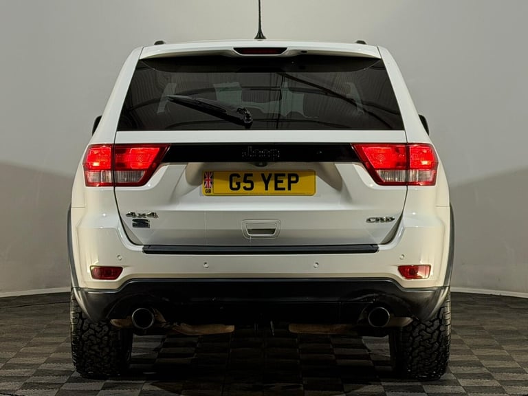 WHITE 2013 JEEP GRAND CHEROKEE S LIMITED CRD 3.0 DIESEL V6 AUTOMATIC 4WD 4X4 SUV