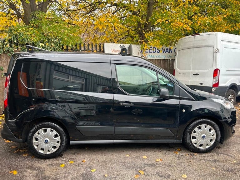 Ford Transit Connect 200 TREND TDCI NEW SHAPRE RARE BLACK 1 OWNER FSH SUPERB