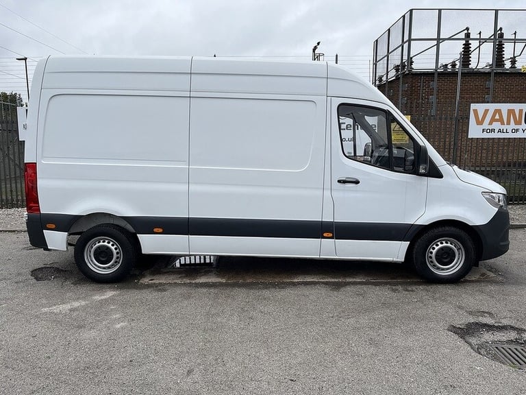 2022 Mercedes-Benz Sprinter 3.5t H1 Premium Van PANEL VAN DIESEL Manual