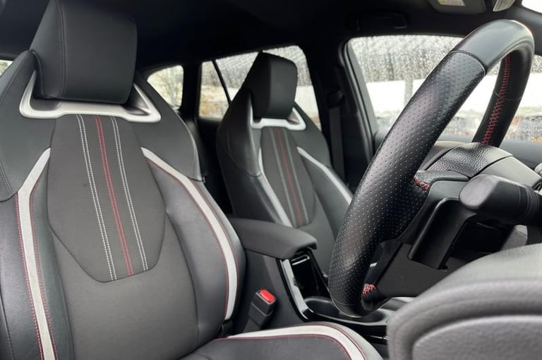 2021 Toyota Corolla 2.0 VVT-i Hybrid GR Sport 5dr CVT ESTATE PETROL/ELECTRIC Automatic