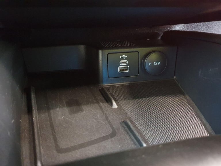 2022 Ford Kuga 2.5 Duratec 14.4kWh ST-Line X Edition CVT Euro 6 (s/s) 5dr HATCHBACK Petrol/Electr...