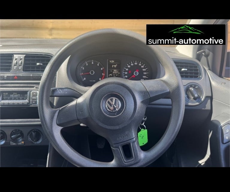 VOLKSWAGEN POLO 1.2 70 S 5dr [AC] 2012 Silver