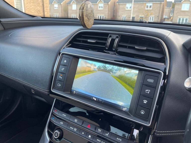 Jaguar, XE, Saloon, 2016, Manual, 1999 (cc), 4 doors