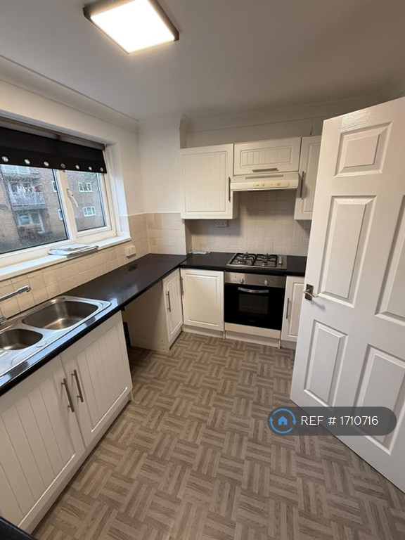 image for 1 bedroom flat in Richmond Road, Sheffield, S13 (1 bed) (#1710716)