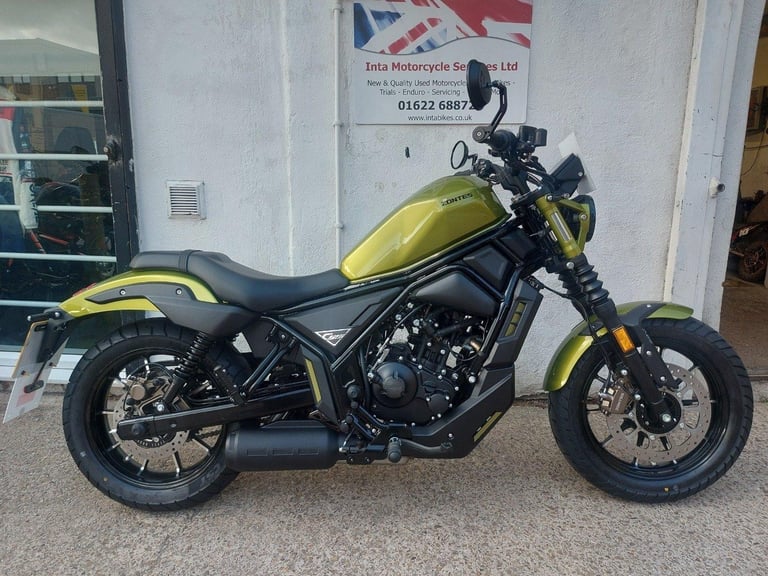 image for NEW 2025 ZONTES ZT125C-2 CRUISER LEARNER LEGAL