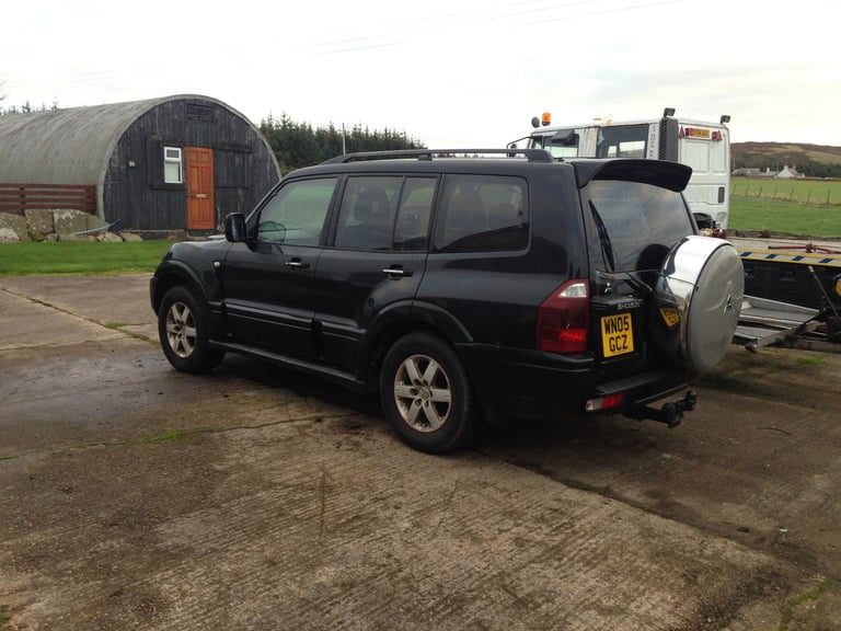 BREAKING MITSUBISHI SHOGUN ELEGANCE 7 SEATER DIESEL AUTO 