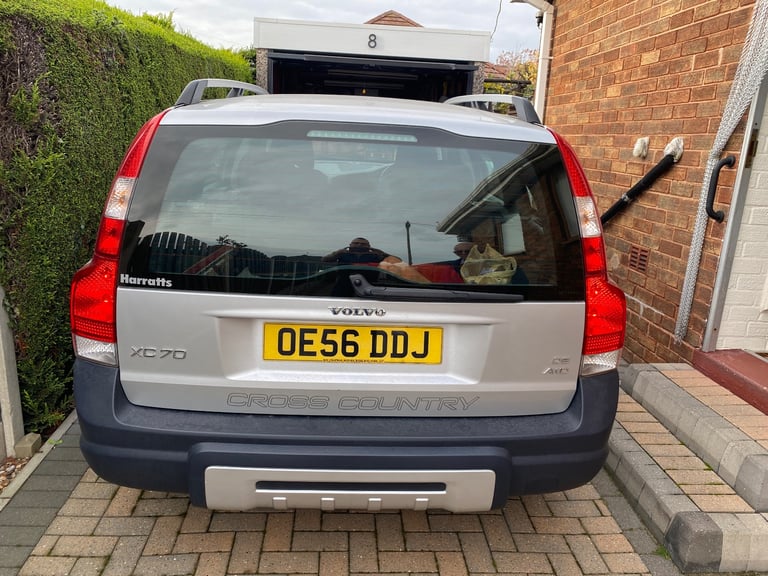 VOLVO XC70 AWD AUTO….😎😎the one you want 