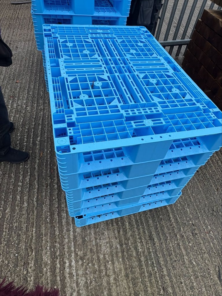 image for plastic euro pallets 