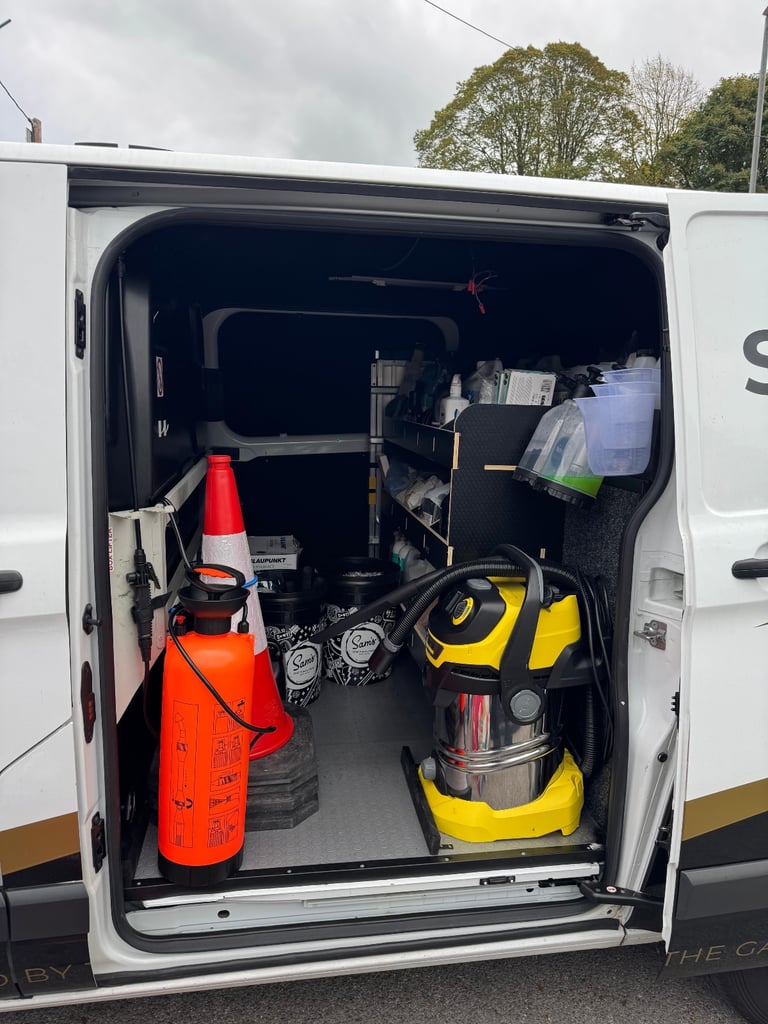 Mobile detailing Van Ford, TRANSIT CUSTOM, Panel Van, 2016, Manual, 1996 (cc)