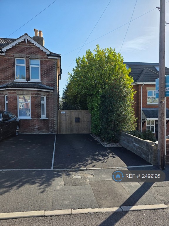 image for 1 bedroom house in Cranbrook Road, Poole, BH12 (1 bed) (#2492126)