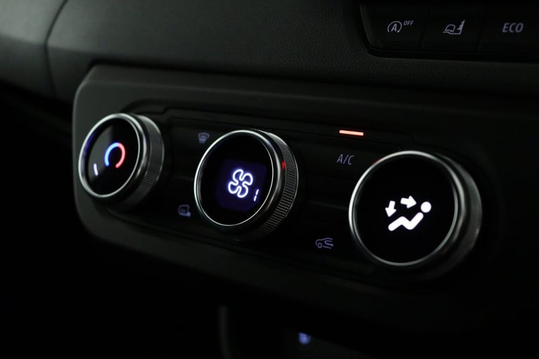 2025 Renault Master LM35 Blue dCi 150 Advance Medium Roof Van Auto PANEL VAN DIESEL Automatic