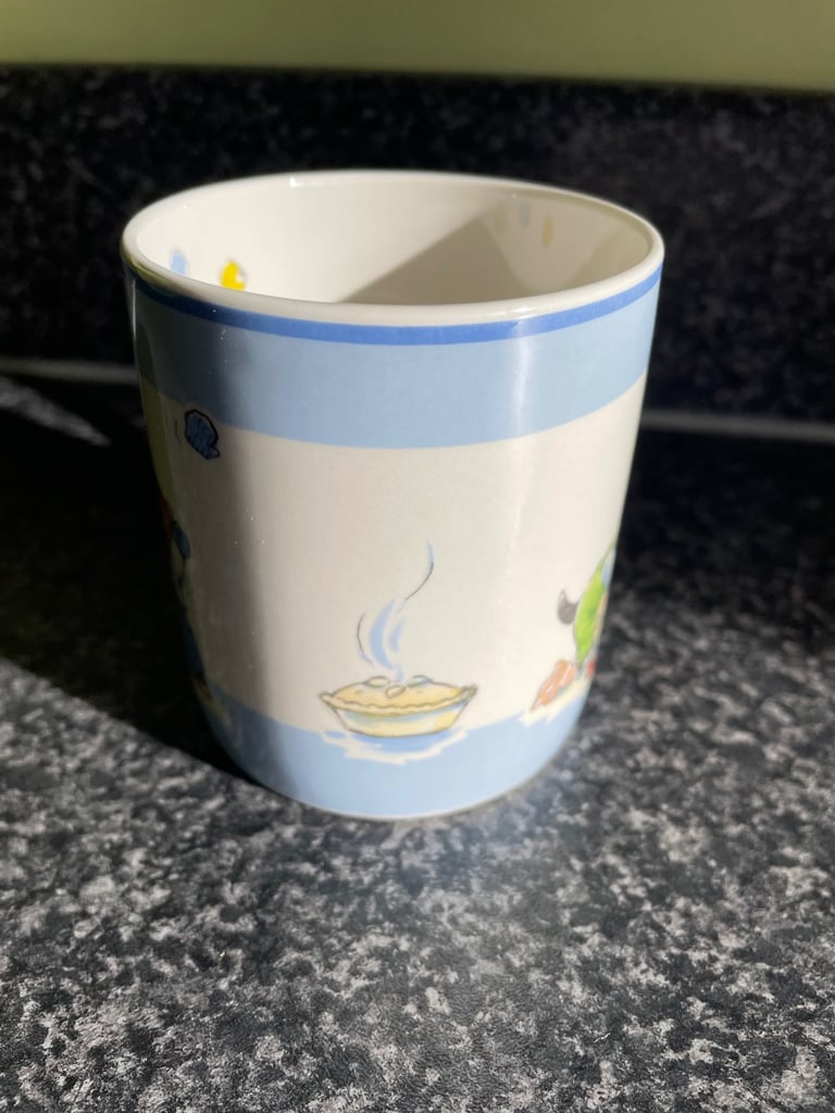 SMALL MUG