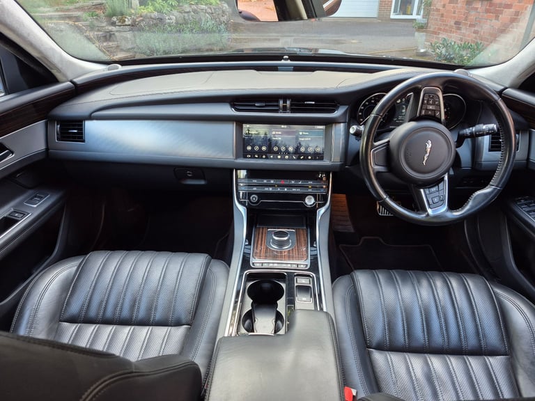 Jaguar, XF, Estate, 2018, Other, 1997 (cc), 5 doors