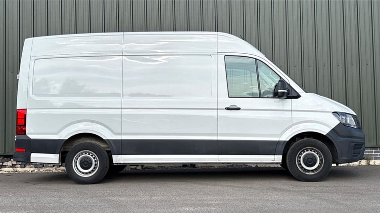 2024 74 VOLKSWAGEN CRAFTER 2.0 TDI CR35 COMMERCE PANEL VAN 5DR DIESEL MANUAL FWD