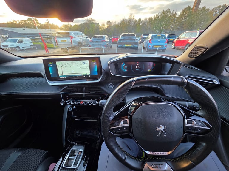 Peugeot, 2008, Hatchback, 2023, Other, 1 (cc), 5 doors