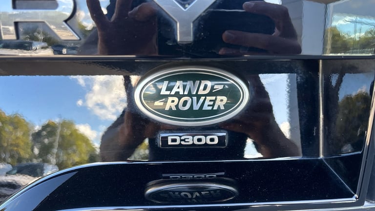 2021 Land Rover Discovery 3.0 D300 R-Dynamic HSE 5dr Auto Diesel Station Wagon Station Wagon Dies...