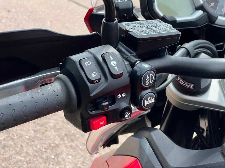 TRIUMPH TIGER EXPLORER XRT - 2016 16 - SUPER CLEAN