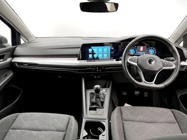 2022 Volkswagen Golf TSI Life Hatchback Petrol Manual