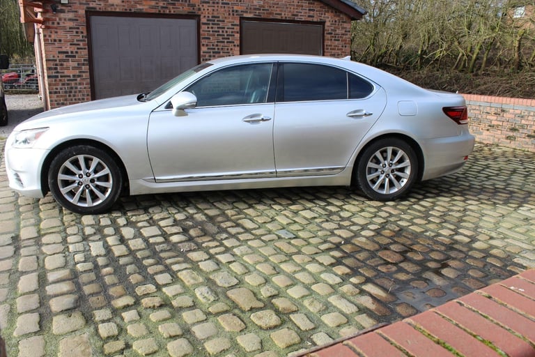 2013 Lexus LS 4.6 460 V8 Luxury Auto Euro 5 4dr SALOON Petrol Automatic