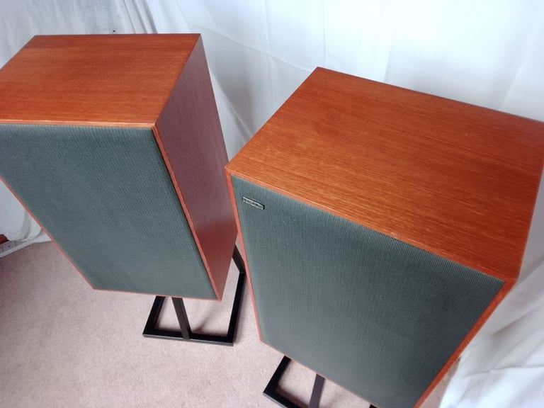 Pair of Richard Allan Pavane speakers vintage hifi speakers. £100