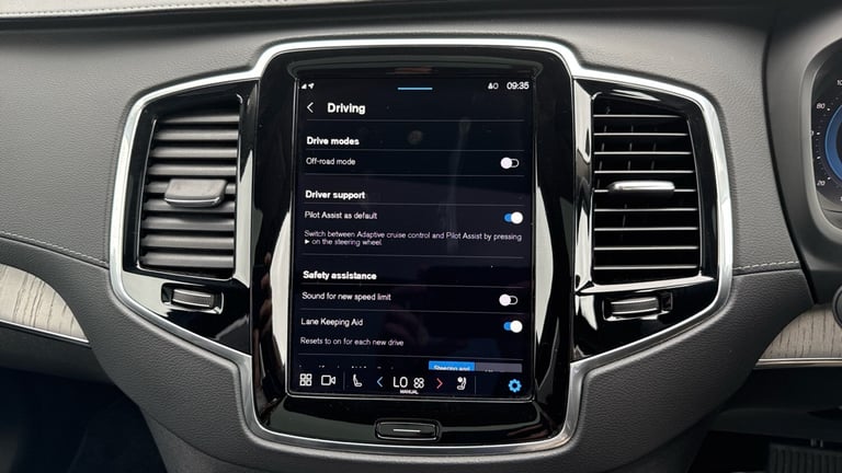 2024 Volvo XC90 2.0 B5P [250] Ultra Dark 5dr AWD Geartronic Petrol Estate Estate Petrol Automatic