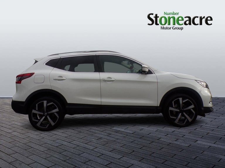 2017 Nissan Qashqai 1.5 dCi Tekna SUV 5dr Diesel Manual Euro 6 (s/s) (110 ps) HATCHBACK Diesel Ma...