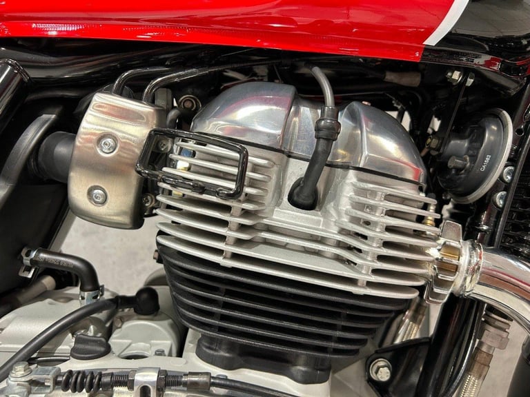 70/2021 Royal Enfield Interceptor 650 - 7857 miles