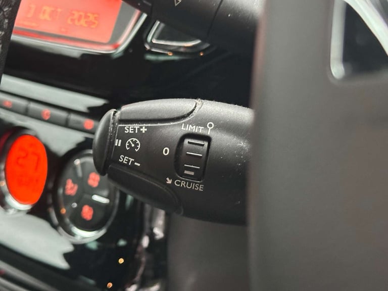 2011 Citroen DS3 1.6 e-HDi Airdream DStyle Plus 3dr HATCHBACK DIESEL Manual