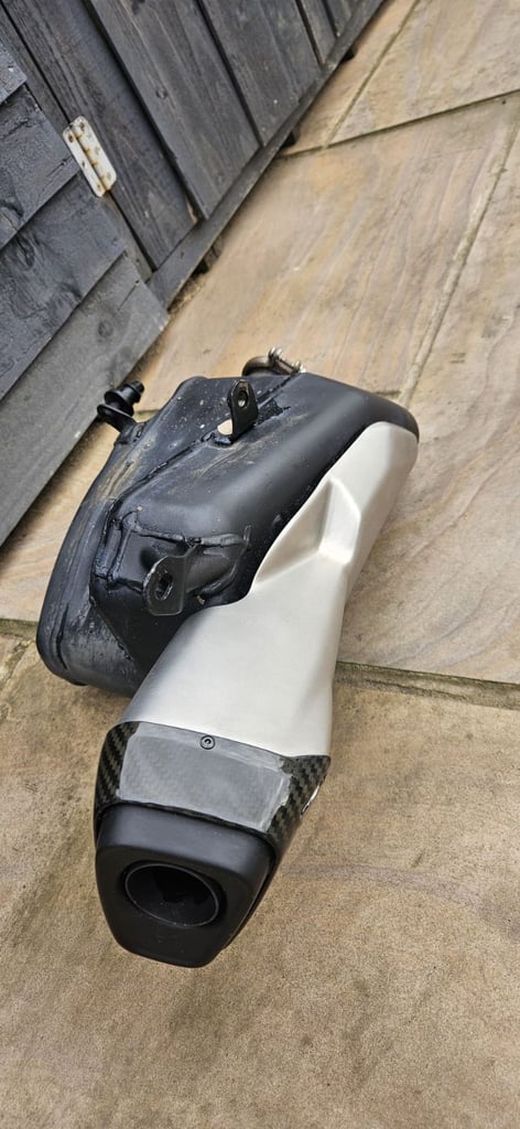 Motorbike - Triumph street triple