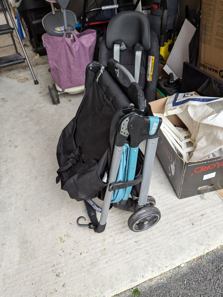 Mamas & Papas Armadillo stroller 