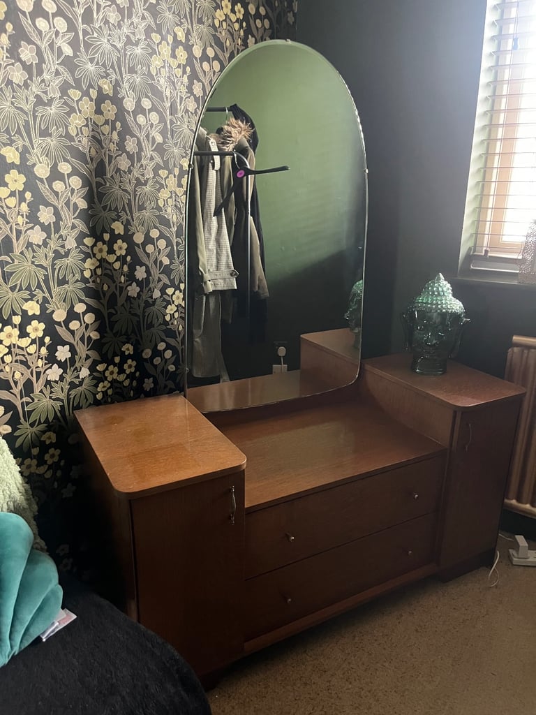 Austinsuite dressing table 
