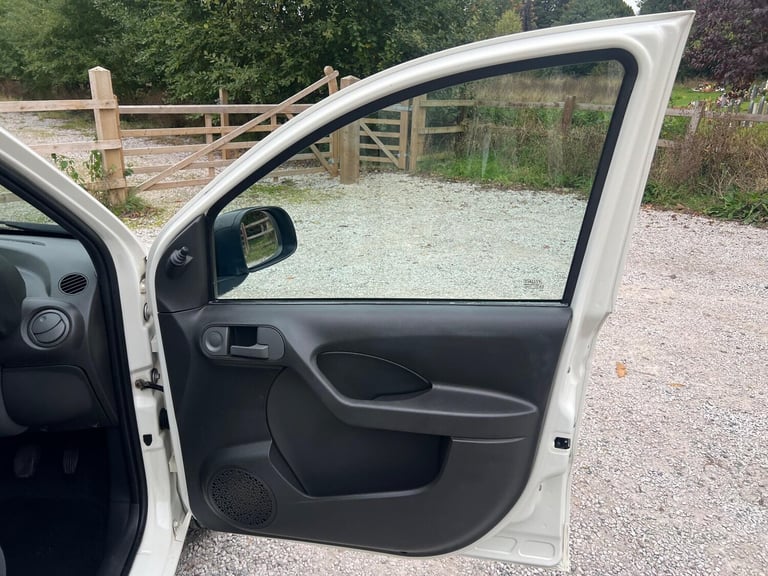2011 Fiat Panda 1.2 MyLife 5dr HATCHBACK Petrol Manual