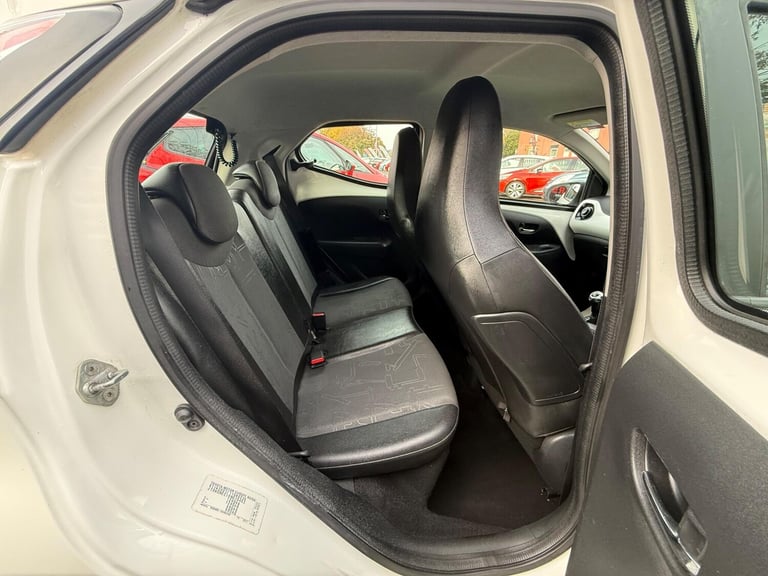 2015 Toyota AYGO 1.0 VVT-i x-pression x-wave 5dr Petrol Manual Euro 5 Euro 5 (68 ps) HATCHBACK Pe...