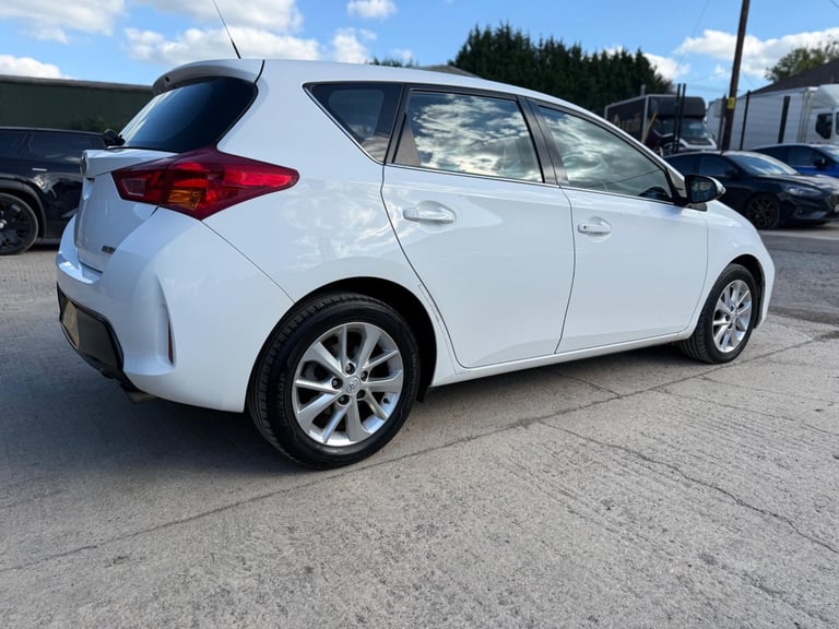 2014 Toyota Auris 1.6 V-Matic Icon Euro 5 5dr HATCHBACK Petrol Manual