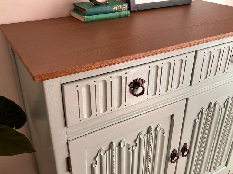 Lovely Hand Painted Refurbished Cabinet Cupboard Sideboard Delivery Available  
