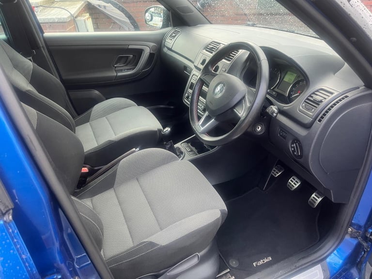 SKODA FABIA 1.2 TSI Monte Carlo in Race Blue 2013