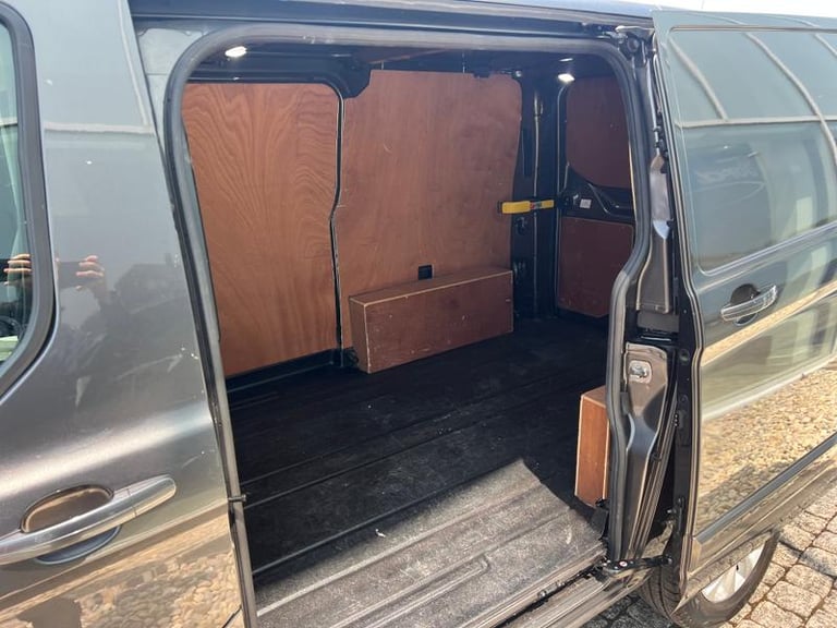 2022 Ford Transit Custom 2.0 EcoBlue 130ps Low Roof Limited Van PANEL VAN DIESEL Manual