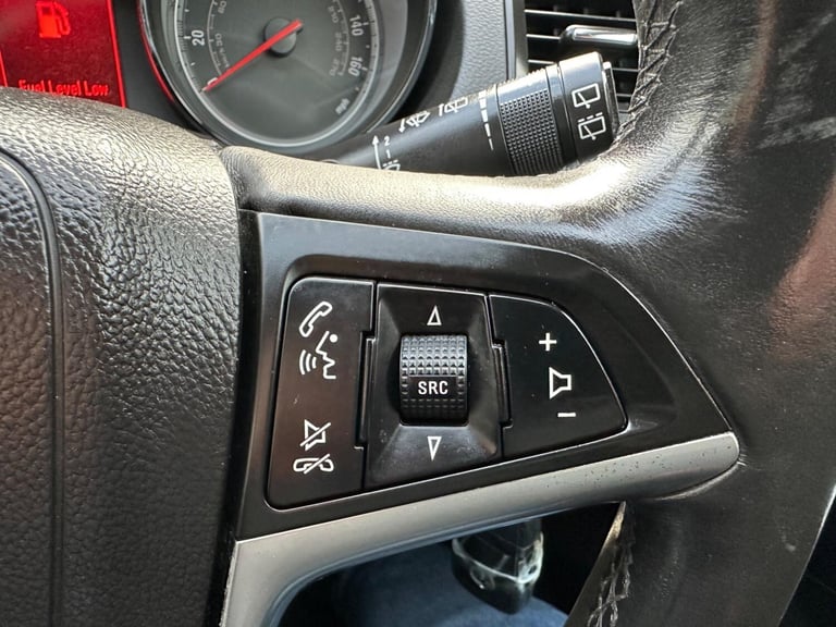 2010 Vauxhall Insignia 2.0 CDTi ecoFLEX Exclusiv Nav Sports Tourer Euro 5 5dr ESTATE Diesel Manual