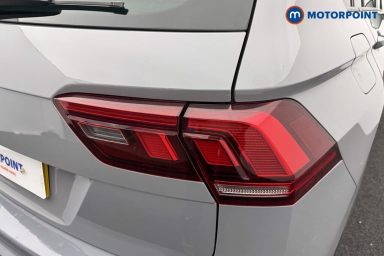 2021 Volkswagen Tiguan 1.5 TSI 150 Life 5dr SUV Petrol Manual