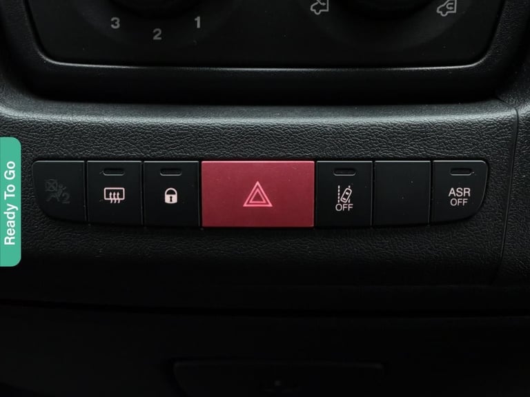 2017 Peugeot Boxer 2.0 BlueHDi 440 Minibus 4dr Diesel Manual L4 H2 Euro 6 (130 ps) Minibus Diesel...