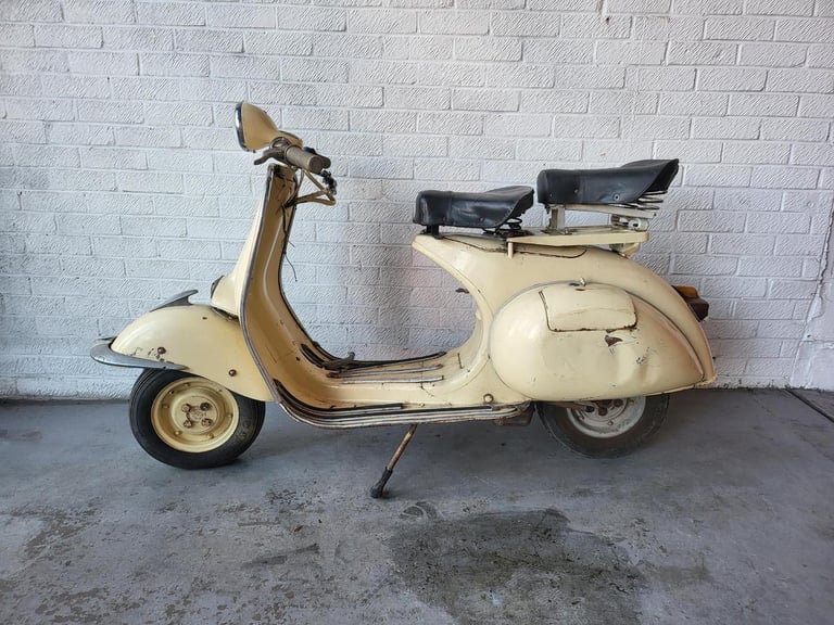 Used Vespa Motorbikes and Scooters for Sale in Essex | Gumtree