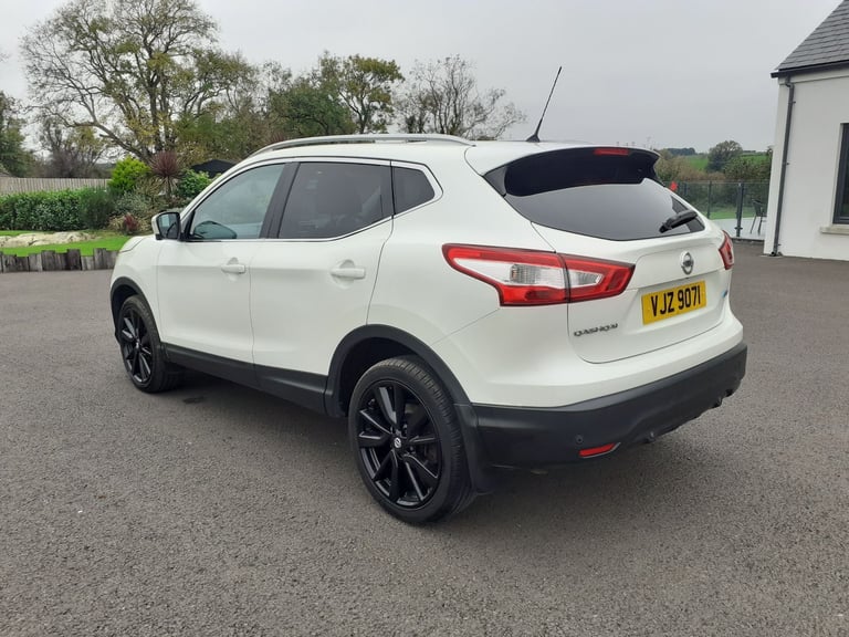 2014 QASHQAI TEKNO 1.6 DIESEL DCi * AUTOMATIC *