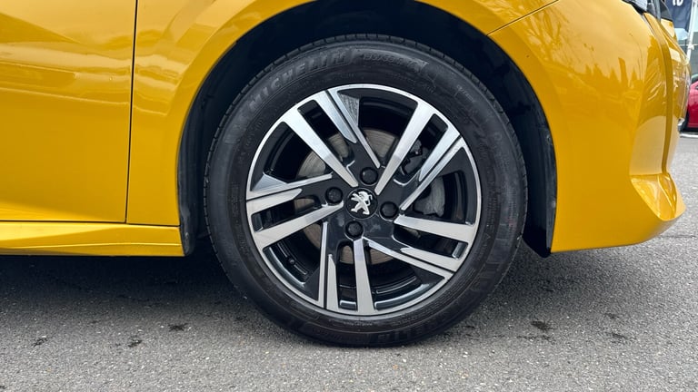 2023 Peugeot 208 1.2 PureTech Allure Premium + Hatchback 5dr Petrol EAT Euro 6 (s/s) (100 ps Hatc...