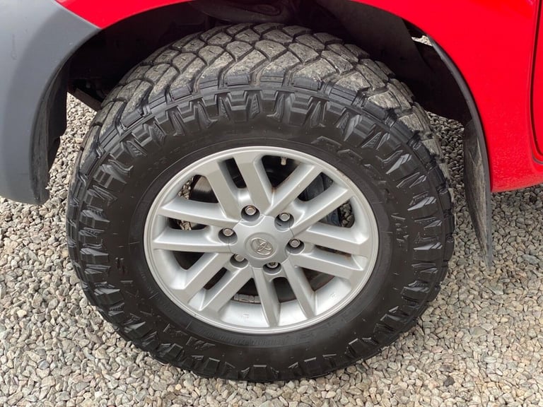 2013 Toyota Hilux Invincible D/Cab Pick Up 3.0 D-4D 4WD 171 PICK UP DIESEL Manual