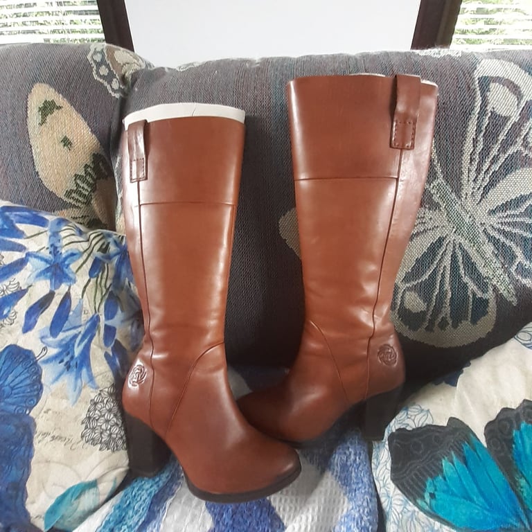 Ladies Marco Tozzi boots, size 3/36, barely worn