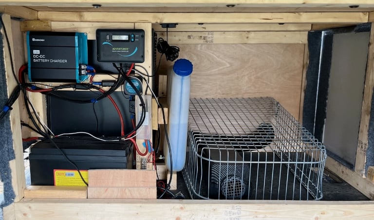  VW T5 CAMPERVAN RARE DOUBLE SIDE DOOR, REALLY GOOD CONDITION, MOT'D