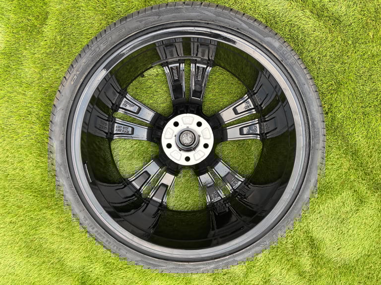 1 X 20” Vauxhall Insignia 20” Alloy Wheel & New Tyre